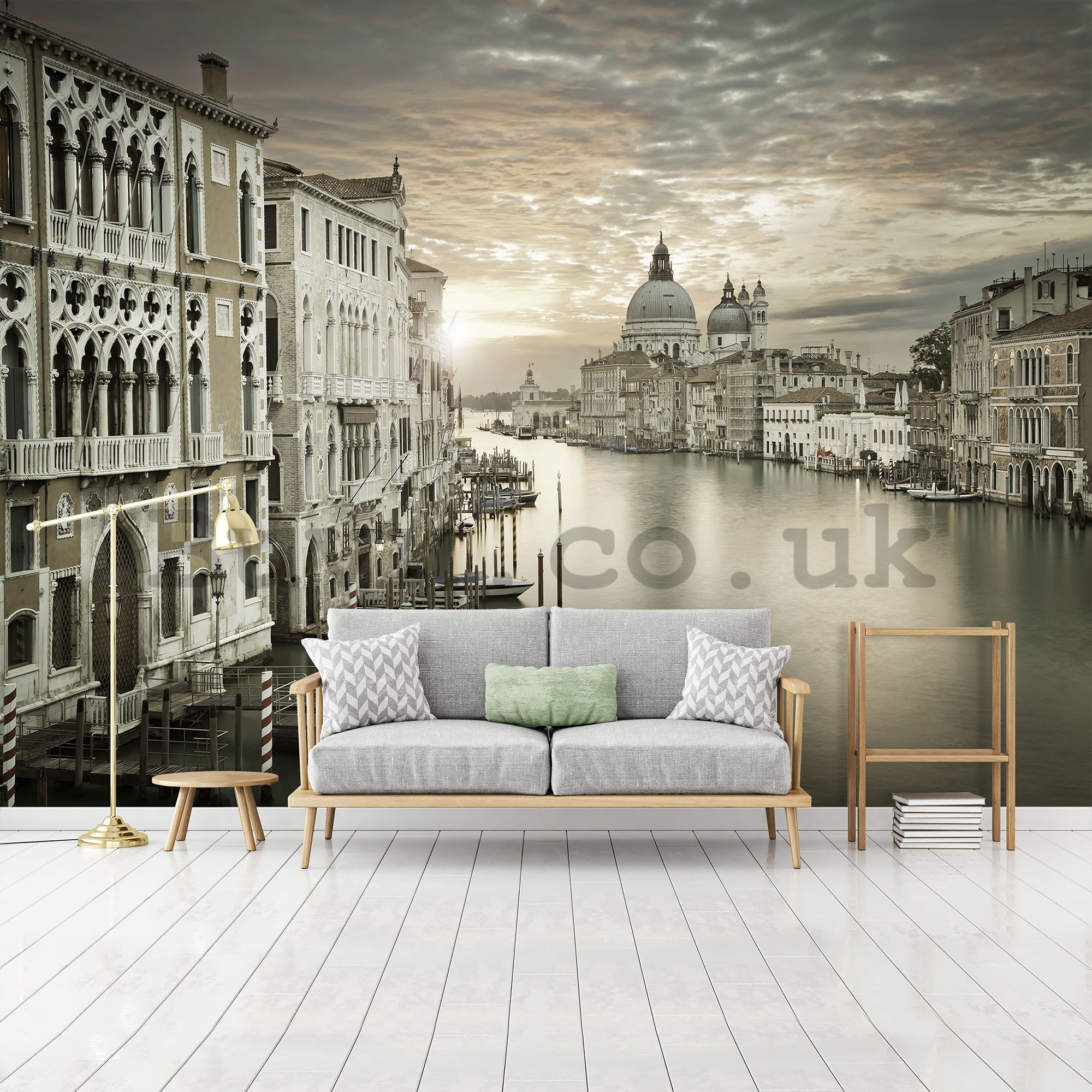 Wall mural: Twilight in Venice - 254x368 cm